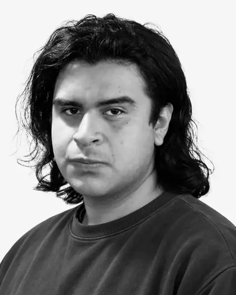 Abiel Mazariegos, fotografía y motion graphics de Peter Jordan